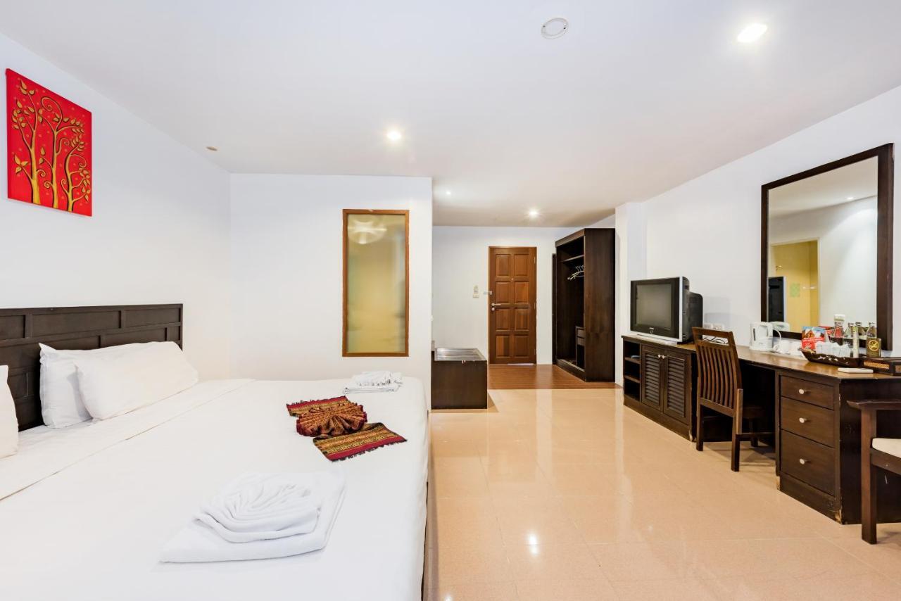 My Hotel Phuket Patong Екстер'єр фото