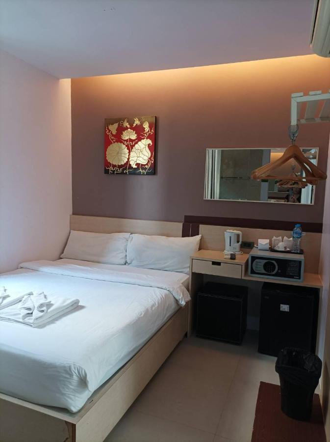 My Hotel Phuket Patong Екстер'єр фото