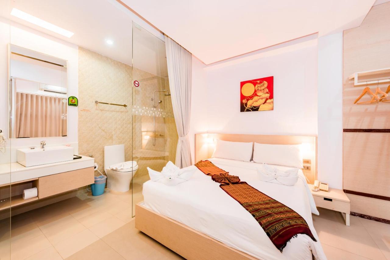 My Hotel Phuket Patong Екстер'єр фото
