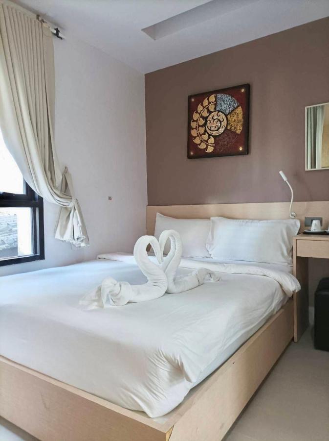 My Hotel Phuket Patong Екстер'єр фото