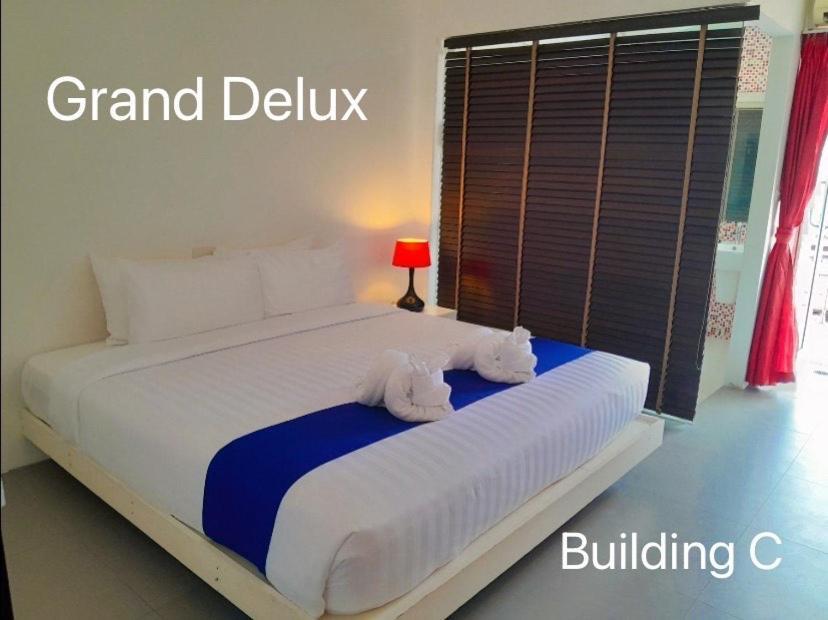 My Hotel Phuket Patong Екстер'єр фото